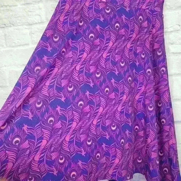 LuLaRoe Azure skirt in purple feathers Sz small - Picture 2 of 4